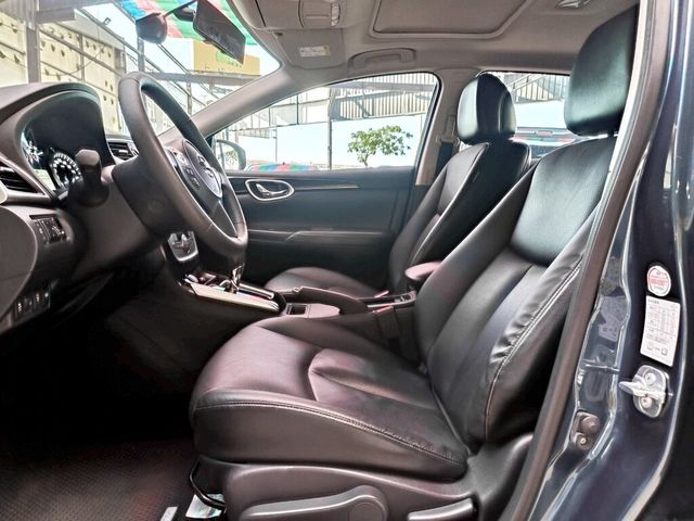 NISSAN日產 SENTRA 180  第8張相片