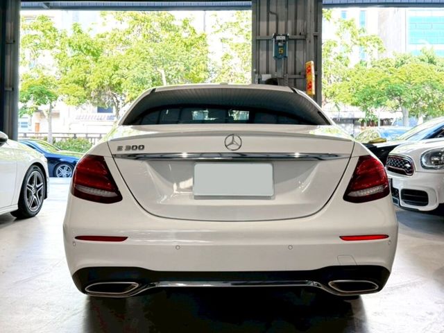 M-BENZ賓士 E300  第4張相片