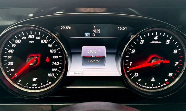 M-BENZ賓士 E300  第13張相片