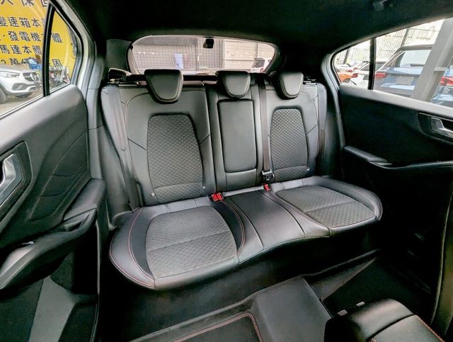 FORD福特 FOCUS ST  第18張相片