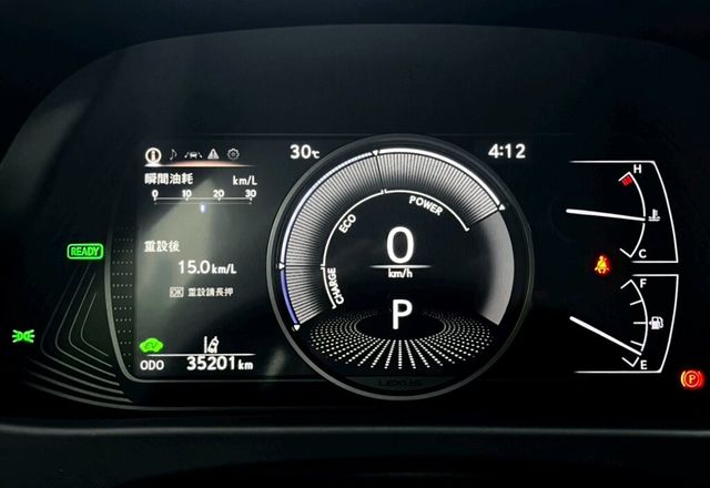 LEXUS凌志 UX250H  第14張相片