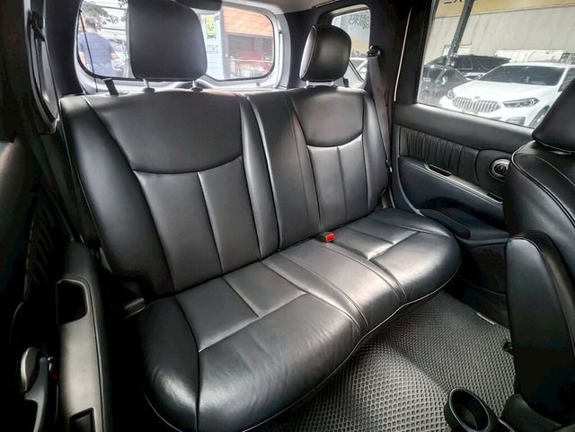 NISSAN日產 LIVINA  第9張相片