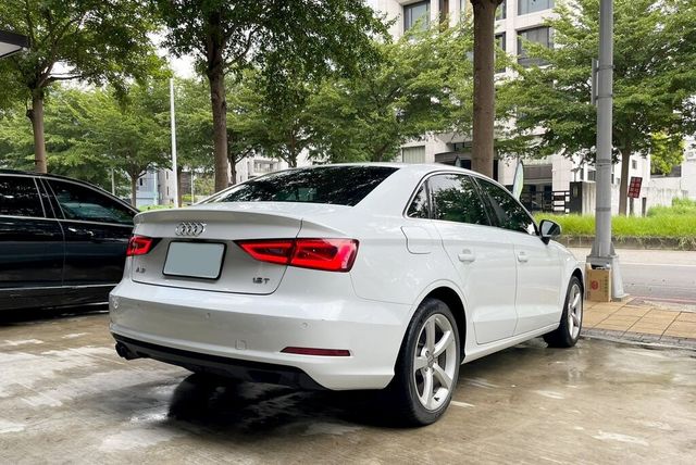 AUDI奧迪 A3 SEDAN  第2張相片