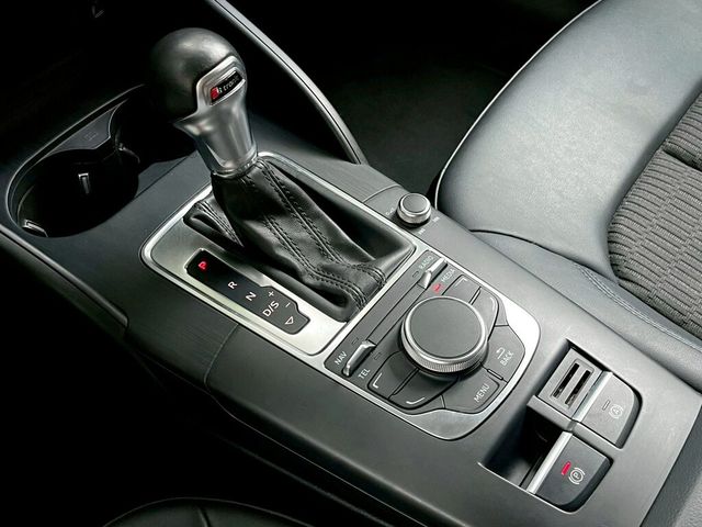 AUDI奧迪 A3 SEDAN  第14張相片