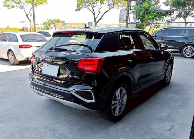 AUDI奧迪 Q2 35 TFSI  第2張相片