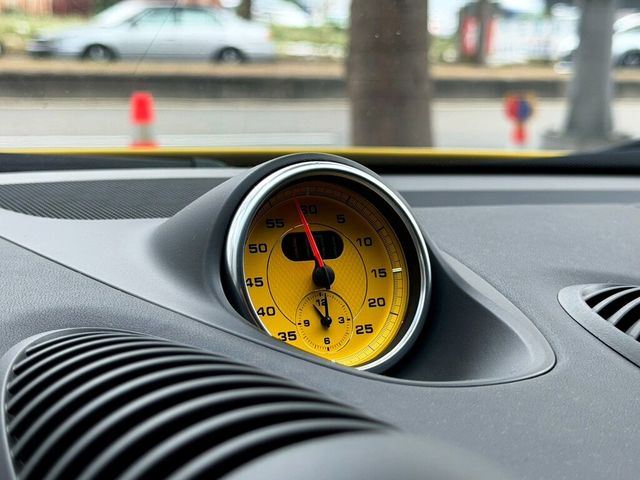 PORSCHE保時捷 CAYMAN  第13張相片