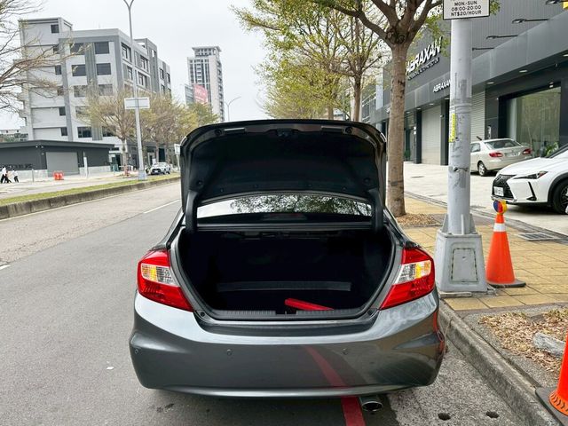 HONDA本田 CIVIC  第6張相片