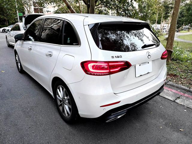 M-BENZ賓士 B180  第4張相片