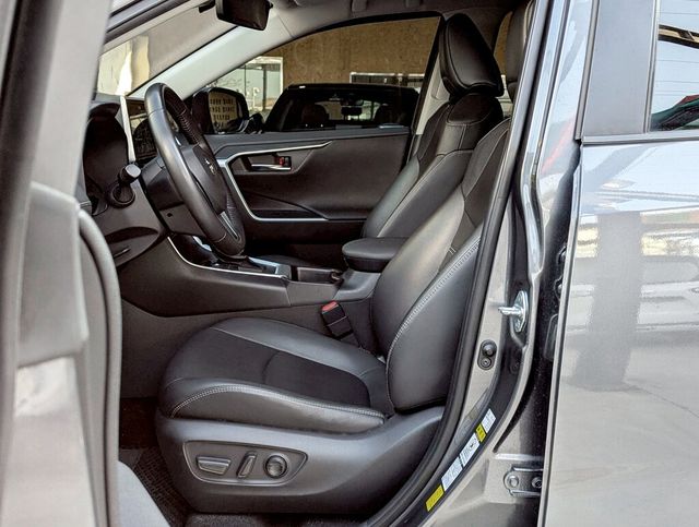 TOYOTA豐田 RAV4  第10張相片