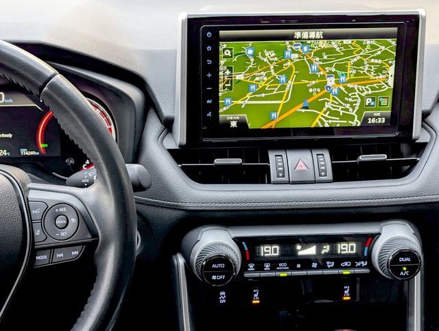 TOYOTA豐田 RAV4  第15張相片