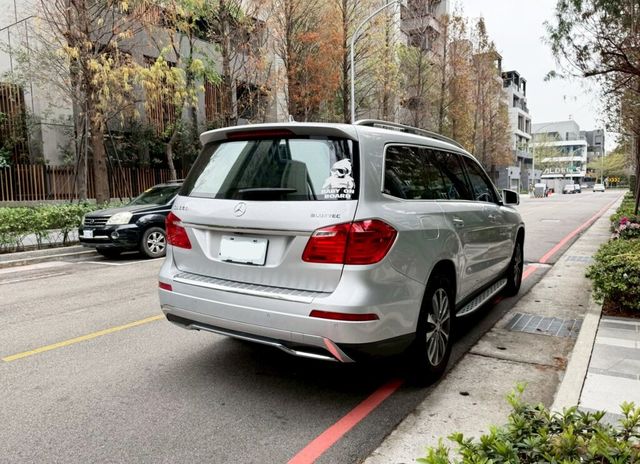 M-BENZ賓士 GL350  第2張相片