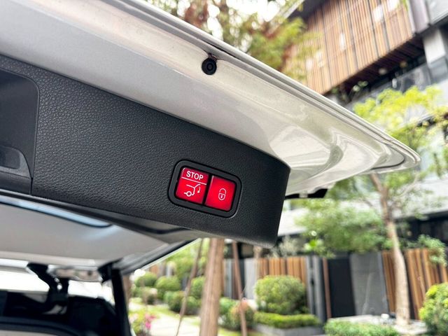 M-BENZ賓士 GL350  第5張相片