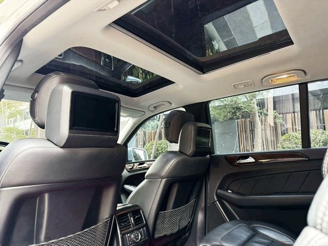 M-BENZ賓士 GL350  第7張相片