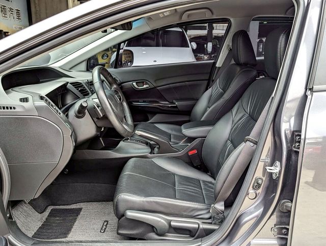 HONDA本田 CIVIC  第8張相片