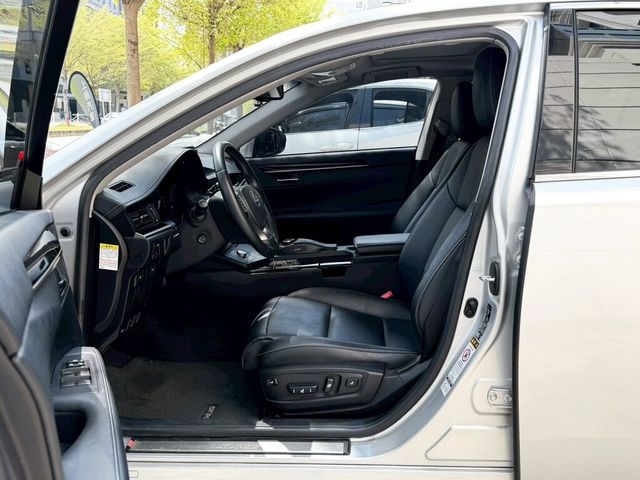 LEXUS凌志 ES300H  第9張相片