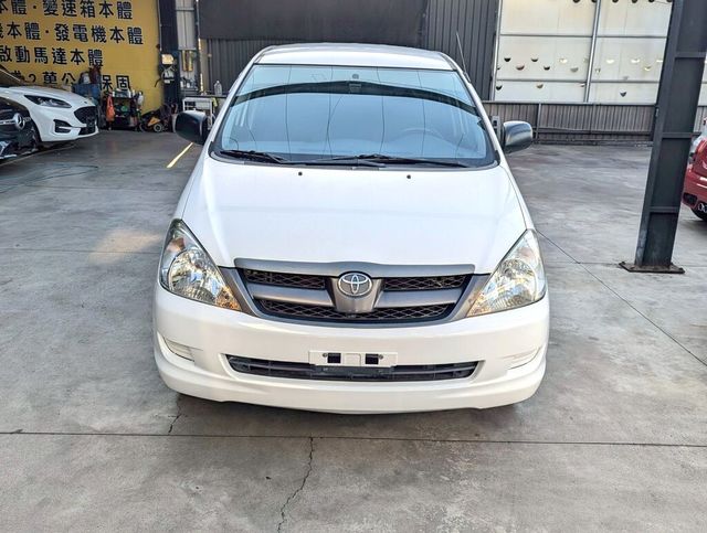 TOYOTA豐田 INNOVA  第2張相片