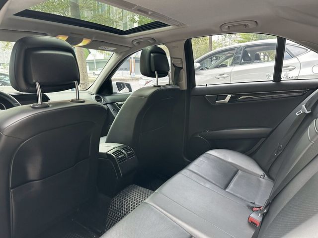 M-BENZ賓士 C200  第13張相片