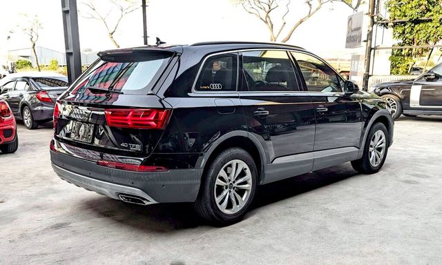 AUDI奧迪 Q7  第2張相片