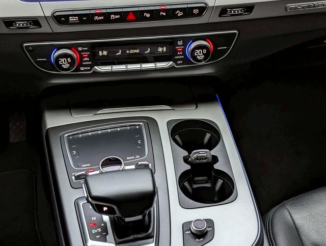 AUDI奧迪 Q7  第15張相片