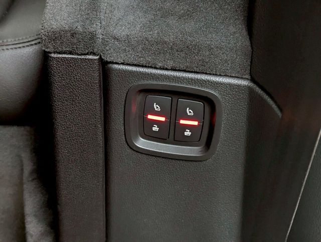 AUDI奧迪 Q7  第19張相片