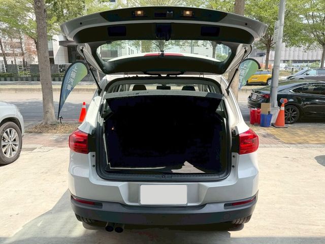 VOLKSWAGEN福斯 TIGUAN  第7張相片