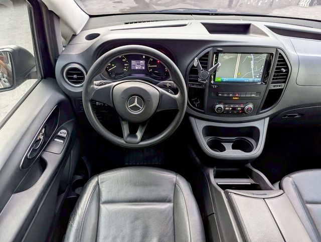 M-BENZ賓士 METRIS  第5張相片