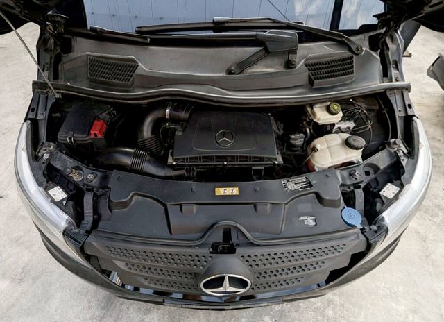 M-BENZ賓士 METRIS  第6張相片