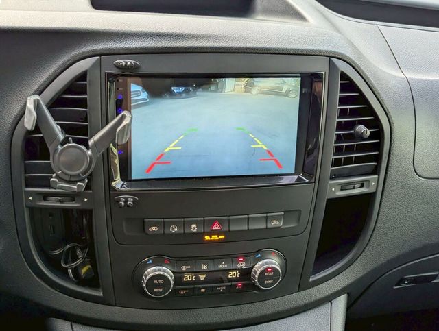 M-BENZ賓士 METRIS  第11張相片