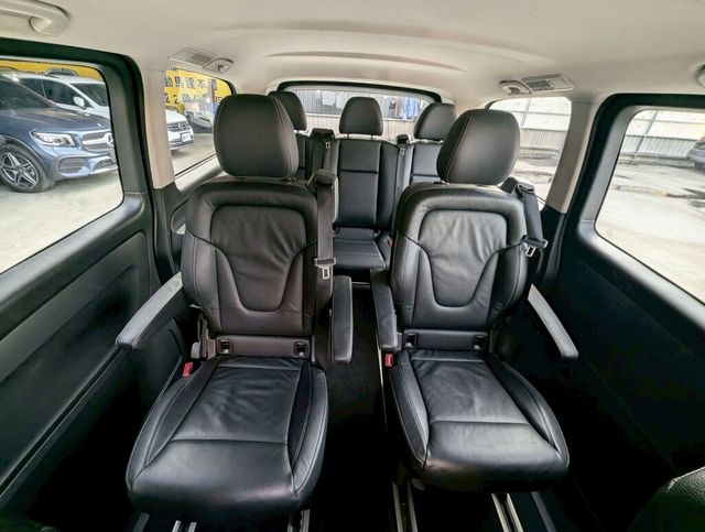 M-BENZ賓士 METRIS  第12張相片