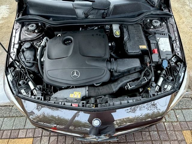 M-BENZ賓士 A180  第6張相片