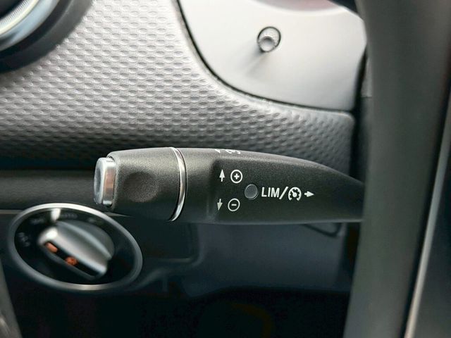 M-BENZ賓士 A180  第10張相片