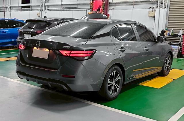 NISSAN日產 SENTRA  第2張相片