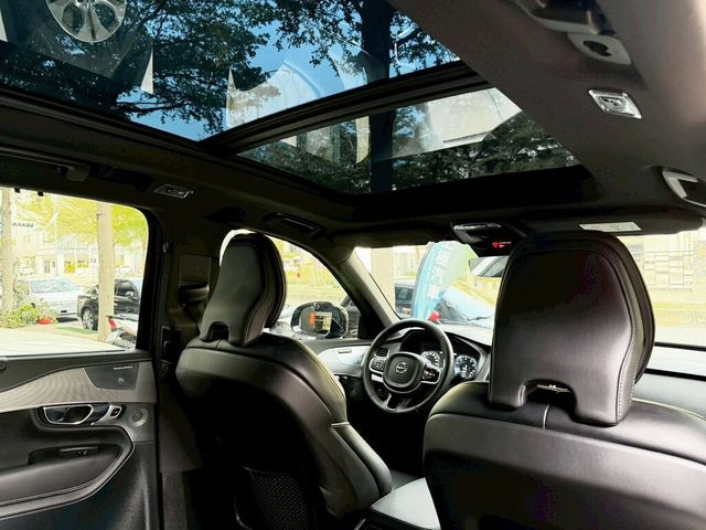 VOLVO富豪 XC90  第18張相片