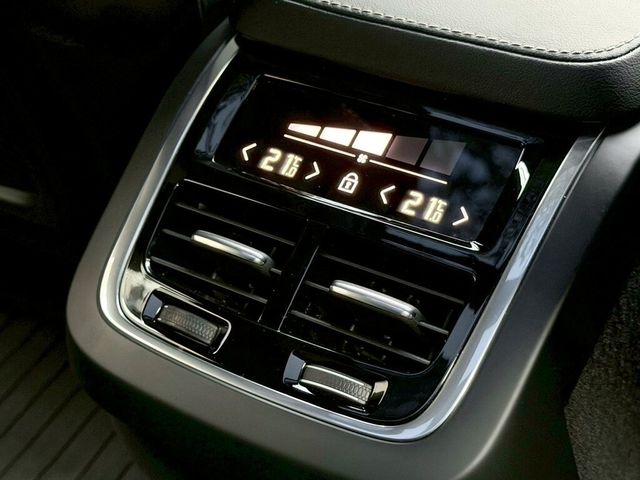 VOLVO富豪 XC90  第19張相片