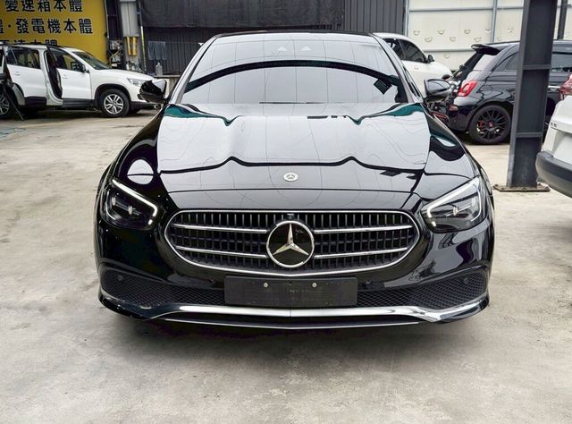 M-BENZ賓士 E200  第3張相片