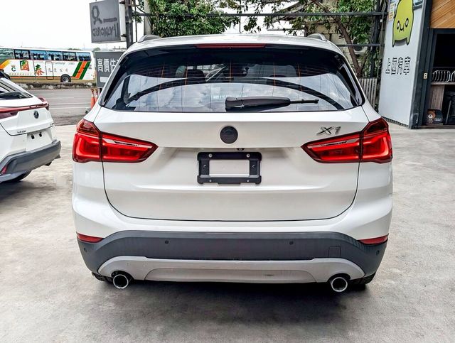 BMW寶馬 X1  第4張相片