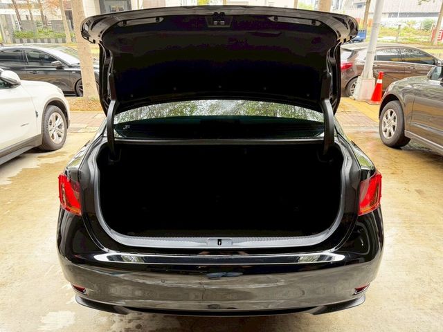 LEXUS凌志 GS300H  第7張相片