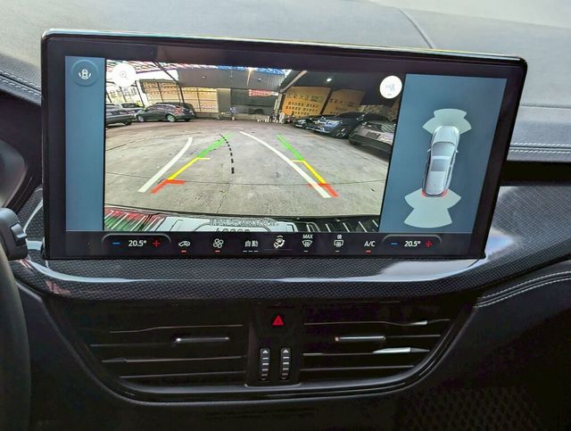 FORD福特 FOCUS WAGON  第8張相片