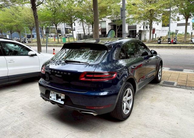 PORSCHE保時捷 MACAN  第2張相片