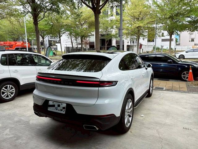 PORSCHE保時捷 CAYMAN  第2張相片