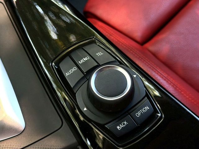 BMW寶馬 320I SPORT LINE  第14張相片