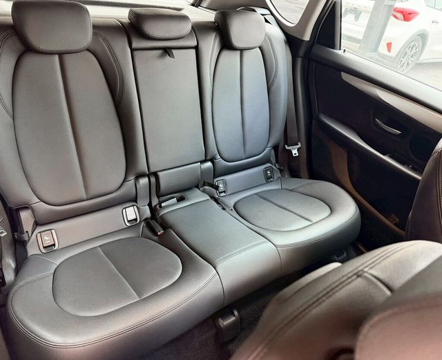 BMW寶馬 218I  第10張相片