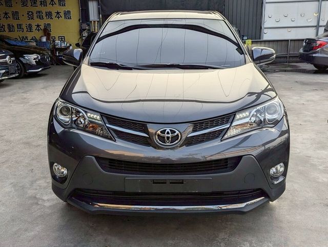 TOYOTA豐田 RAV4  第3張相片
