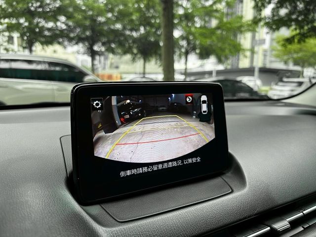 MAZDA馬自達 MAZDA 2  第9張相片