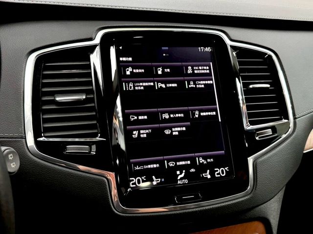 VOLVO富豪 XC90  第10張相片