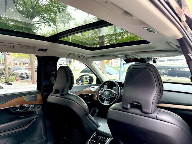 VOLVO富豪 XC90  第14張相片