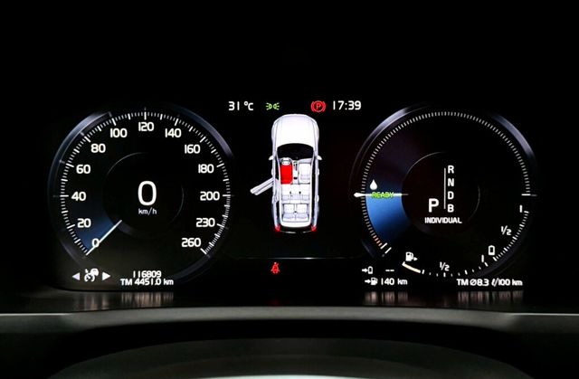 VOLVO富豪 XC90  第19張相片