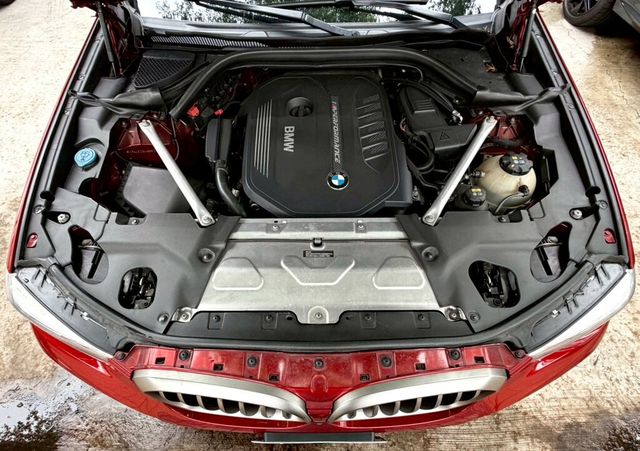 BMW寶馬 X4 M40I  第6張相片