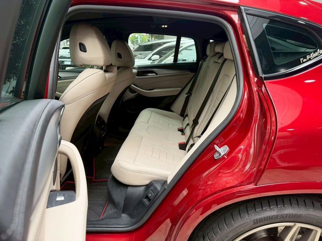BMW寶馬 X4 M40I  第14張相片