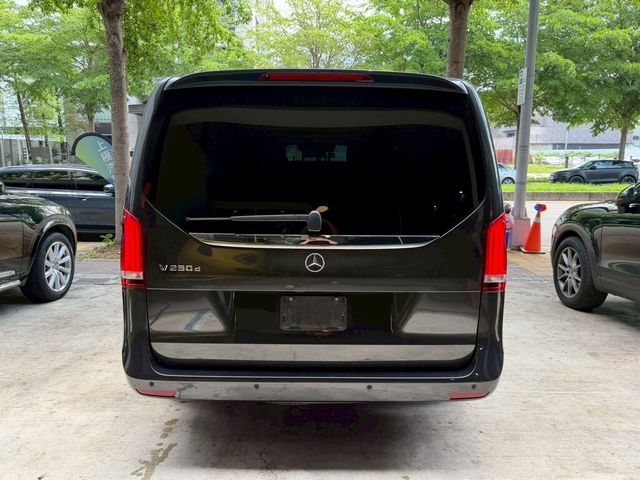 M-BENZ賓士 V250 D  第4張相片